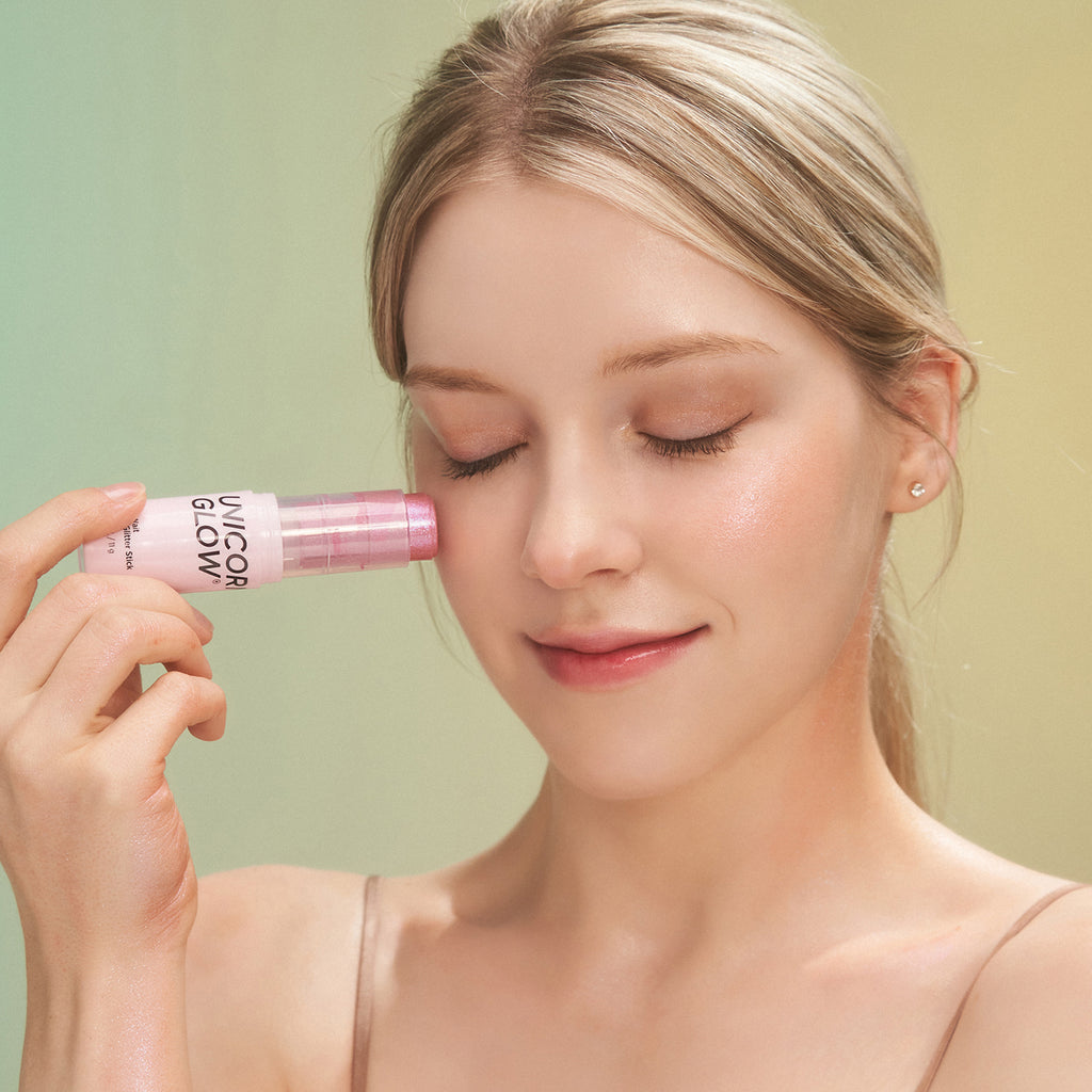 Unicorn Glow Can’t Wait Cooling Glitter Stick (for Face & Body)